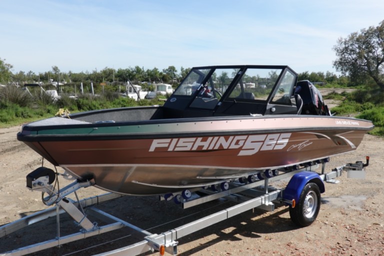 Bassboat Profishing PF585